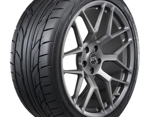 Nitto NT555 G2 Tire 315/40ZR18 555727
