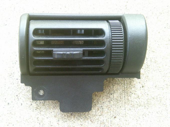 Camaro Dash Vent, Passenger Area, Right, USED 1993-1996